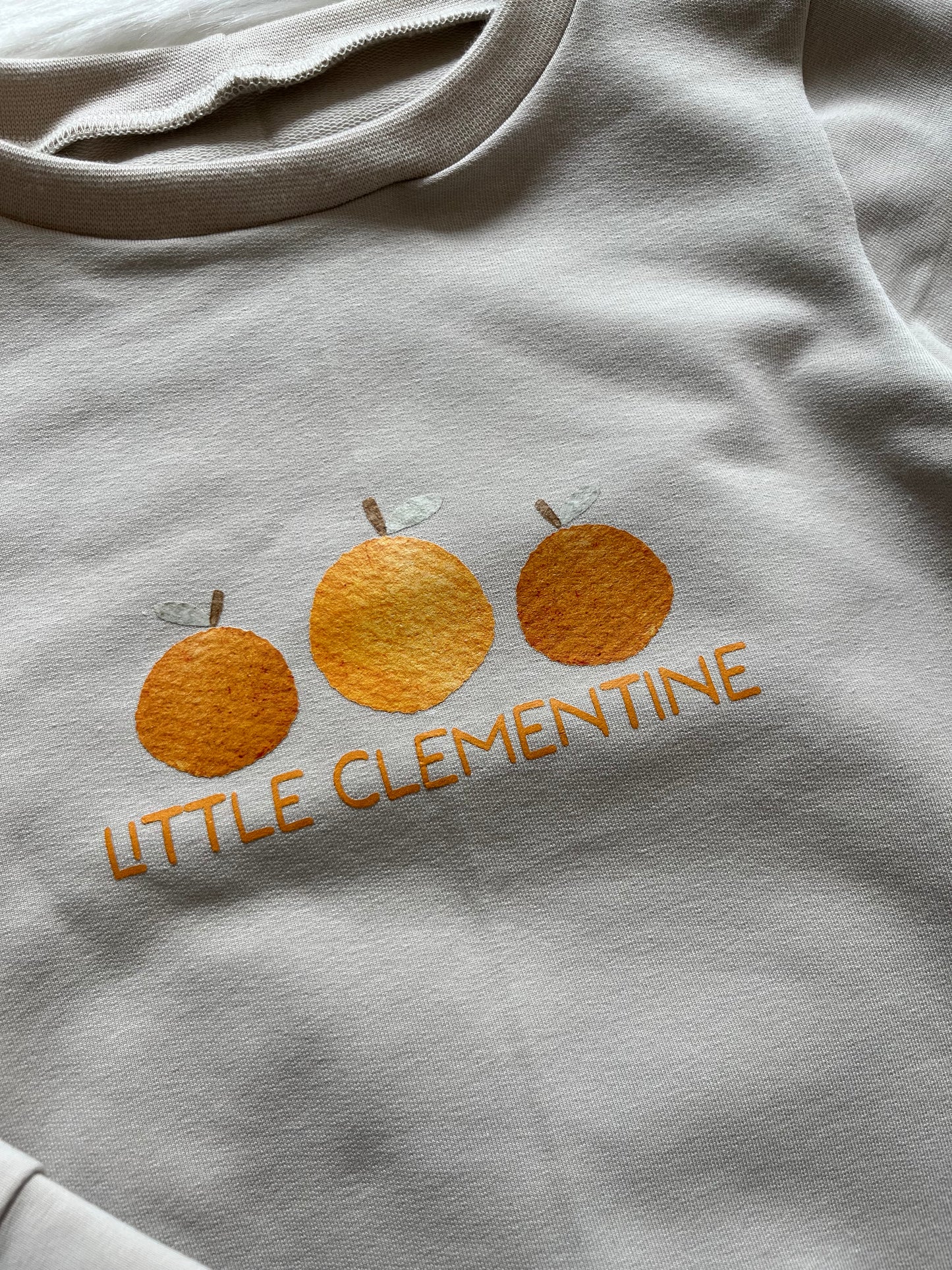 Sweater mit Plott