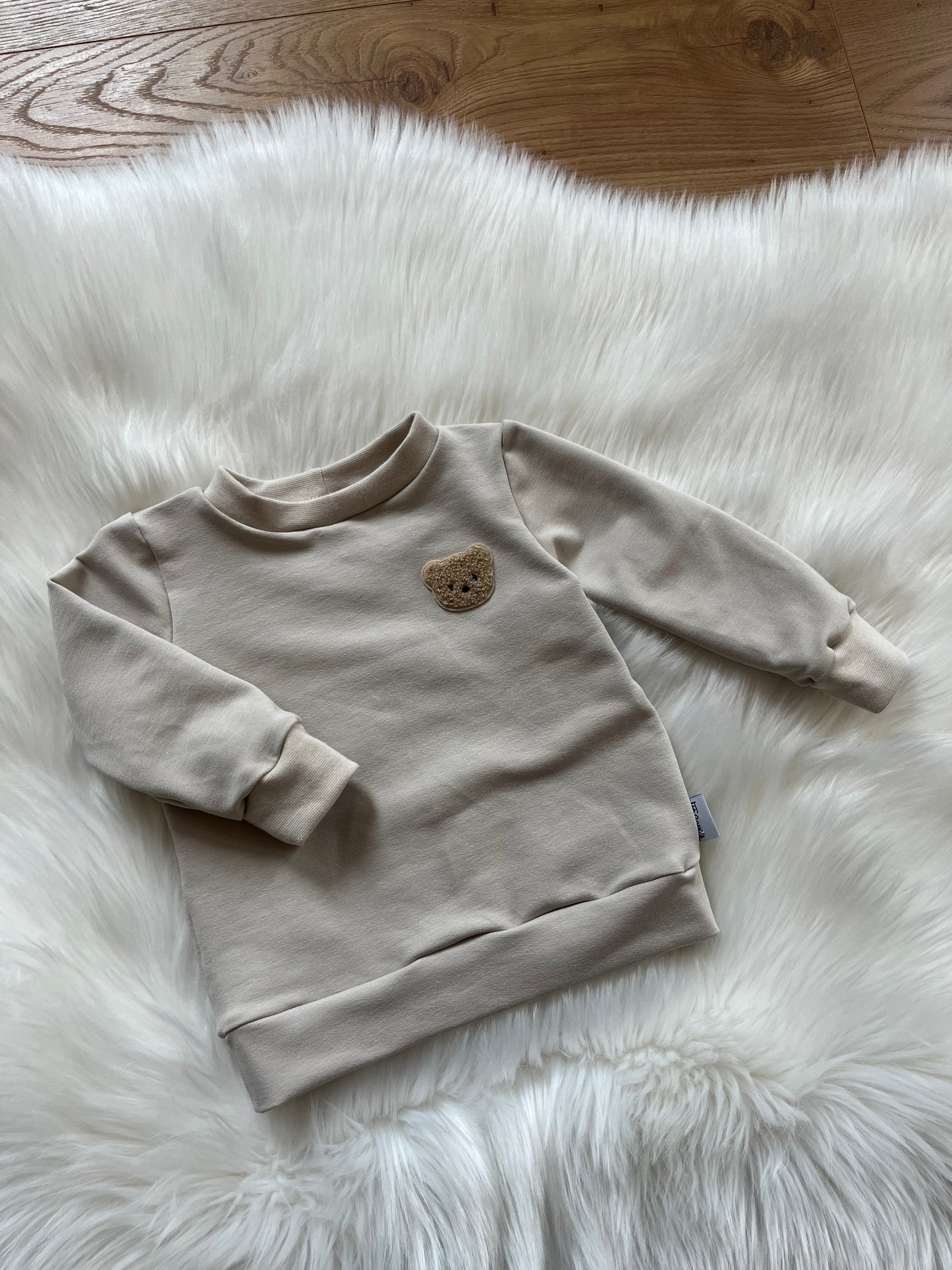 Sweater mit Teddypatch