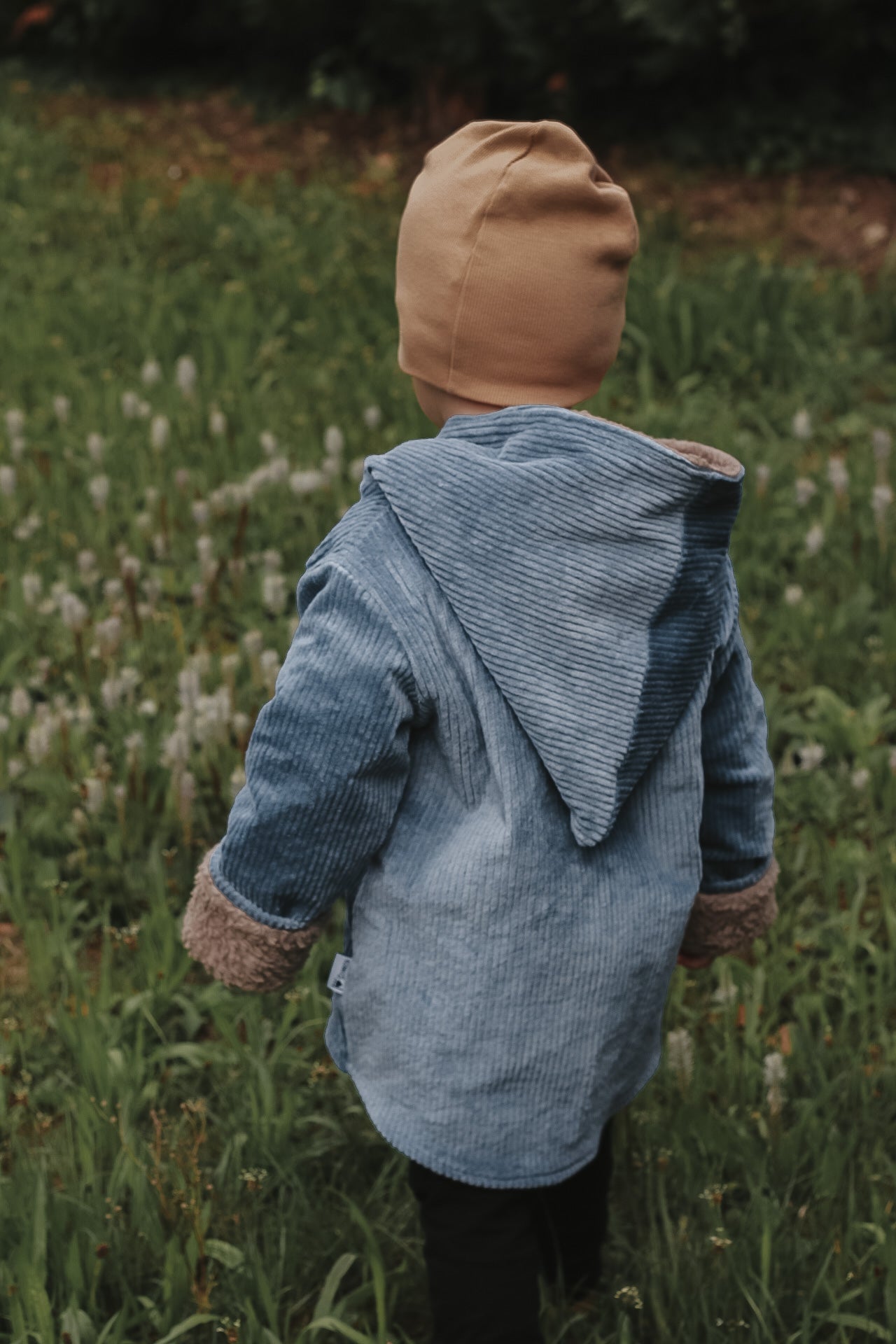 Cordjacke mit Baumwollteddy gefüttert